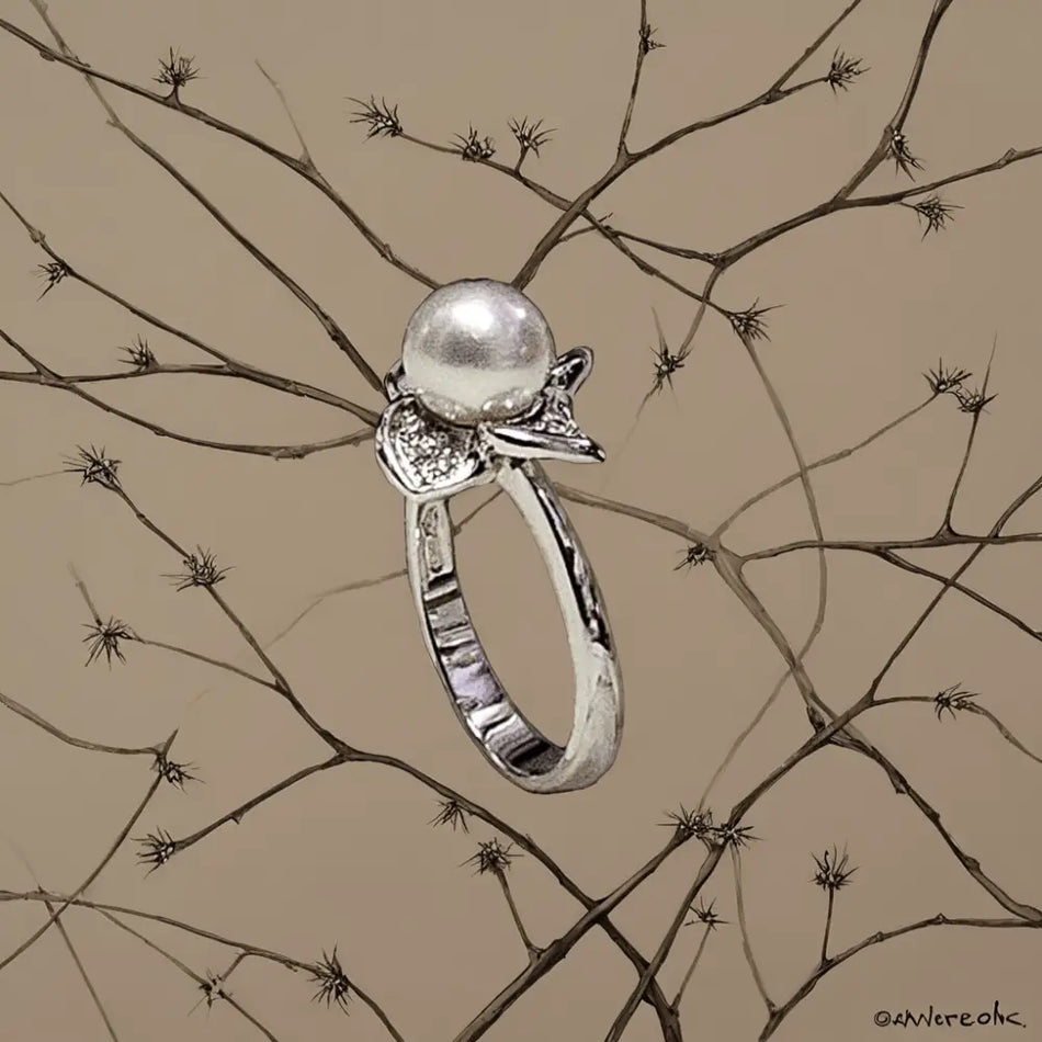 anello oro bianco a fiore con perla e diamanti di Salvini|bonini-gioielli