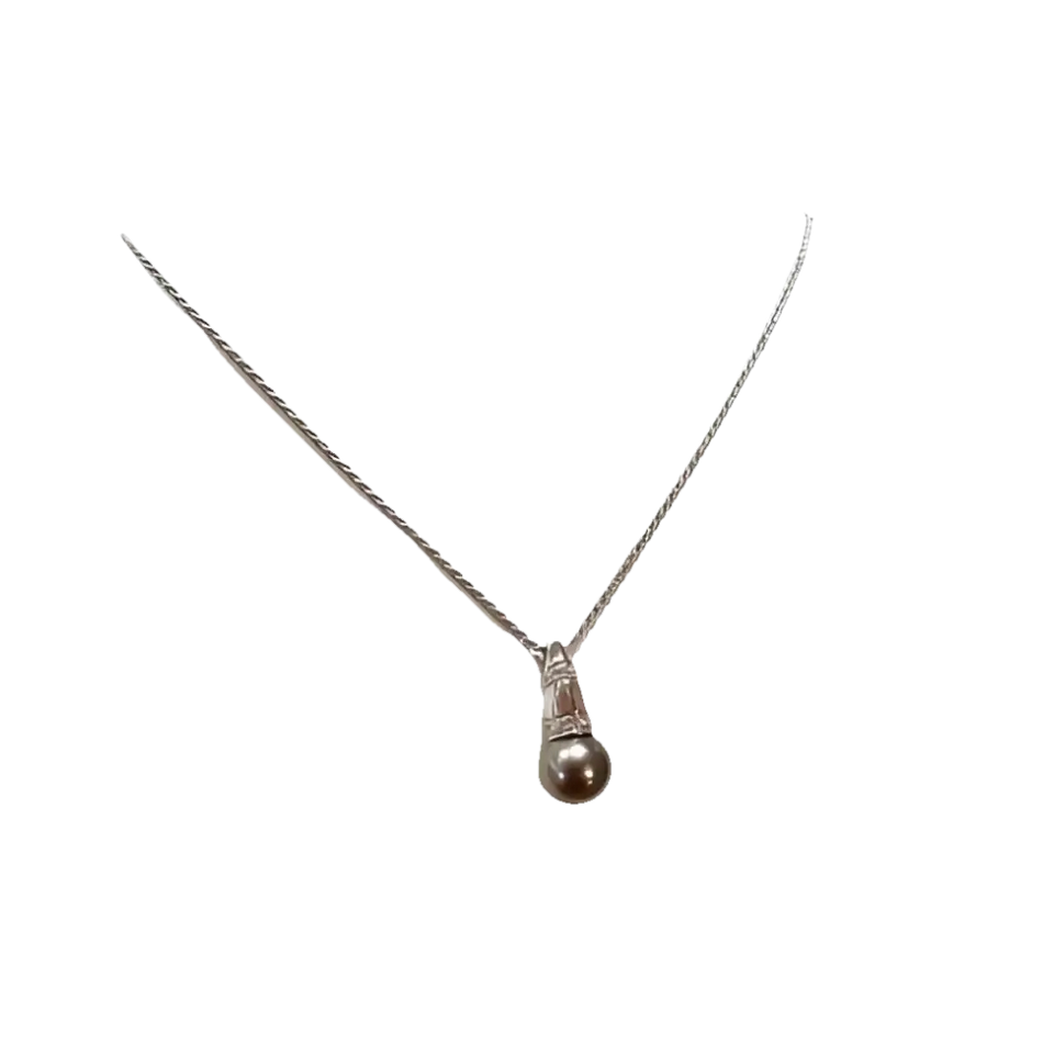 Collana diamanti e perla nera Tahiti di Salvini con pendente in perla su catena argentata