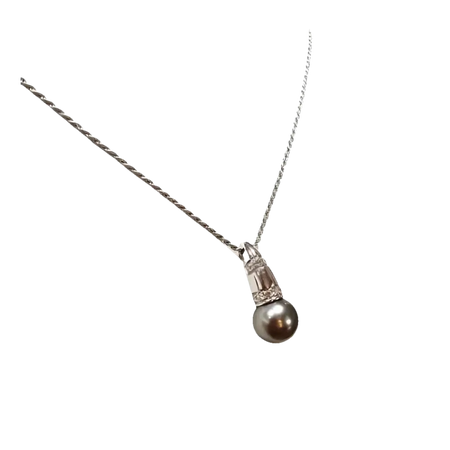 Collana diamanti e perla nera Tahiti di Salvini con elegante pendant in perla