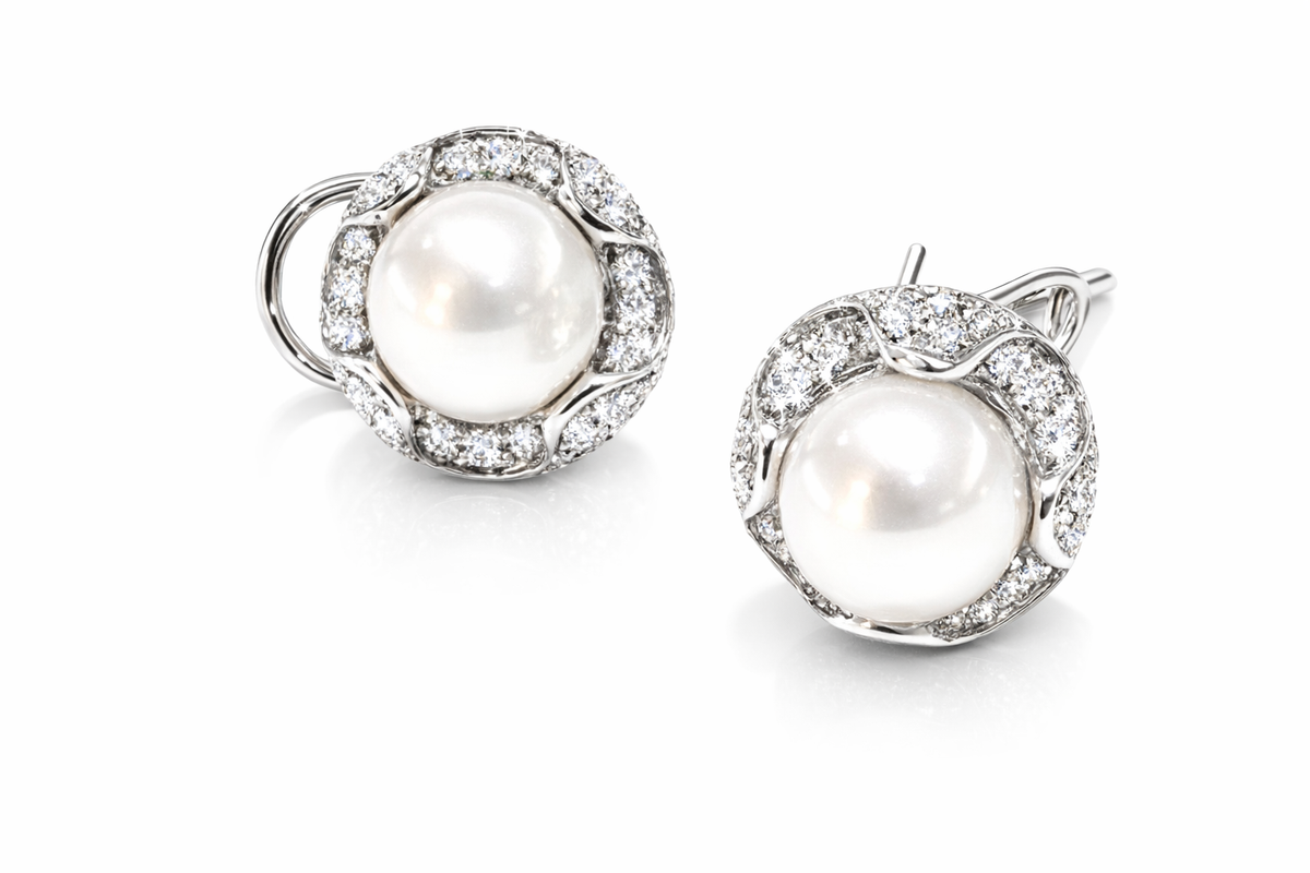 Orecchini Oro Bianco Perla e contorno Diamanti Salvini|bonini-gioielli