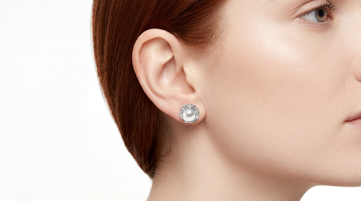 Orecchini Oro Bianco Perla e contorno Diamanti Salvini|bonini-gioielli