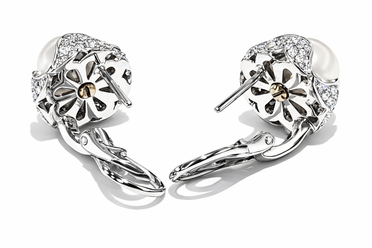 Orecchini Oro Bianco Perla e contorno Diamanti Salvini|bonini-gioielli