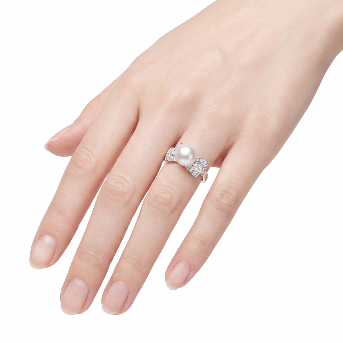 Anello Oro Bianco, Perla e fiocchetto di diamanti Salvini|bonini-gioielli