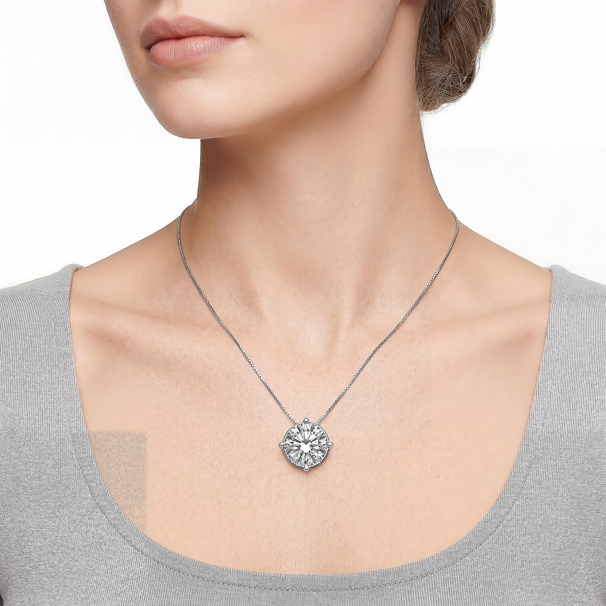 Girocollo Oro Bianco Rose di Diamanti COMETE GLB 1713|bonini-gioiellik