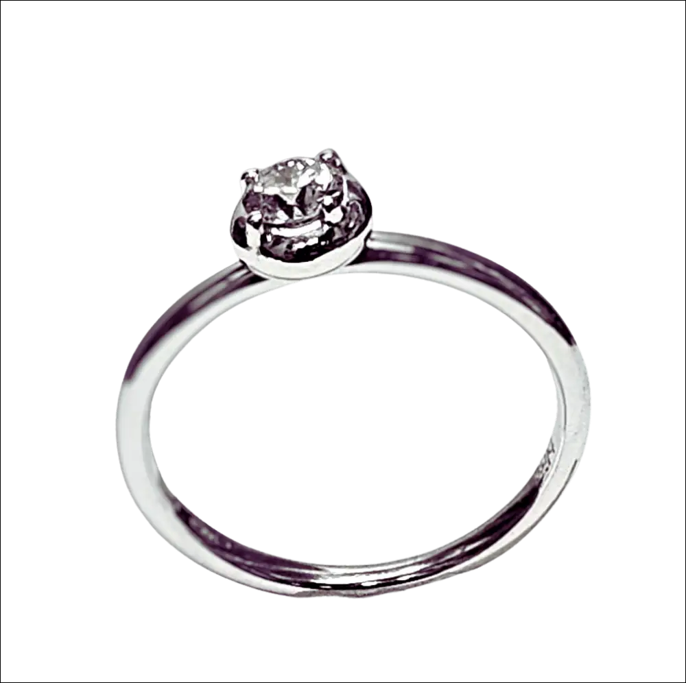 Anello Bliss Oro Bianco e Diamante 0.30 ct, elegante solitario argento con diamante scintillante