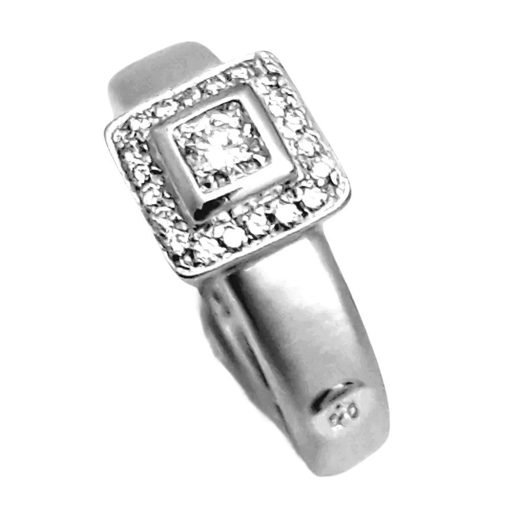 Anello di Fidanzamento CENTOVENTUNO in Oro Bianco con diamante centrale e halo di diamanti