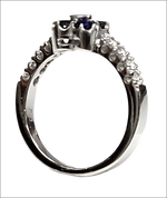 Anello oro bianco con zaffiro viola, diamanti e CEVA GIOIELLI