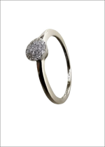 Anello Oro Bianco e Diamanti Bliss con cluster di diamanti pavé rotondo