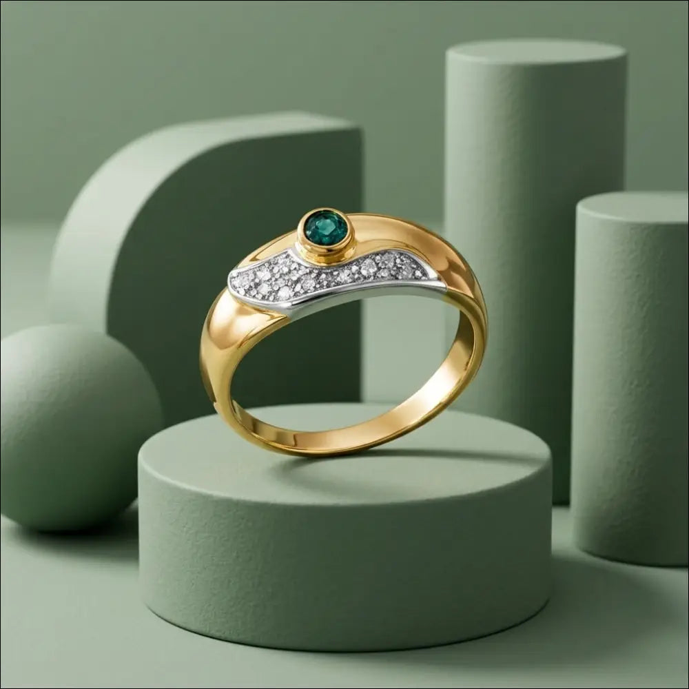 Anello oro giallo con smeraldo e diamanti UNOAERRE|bonini-gioielli