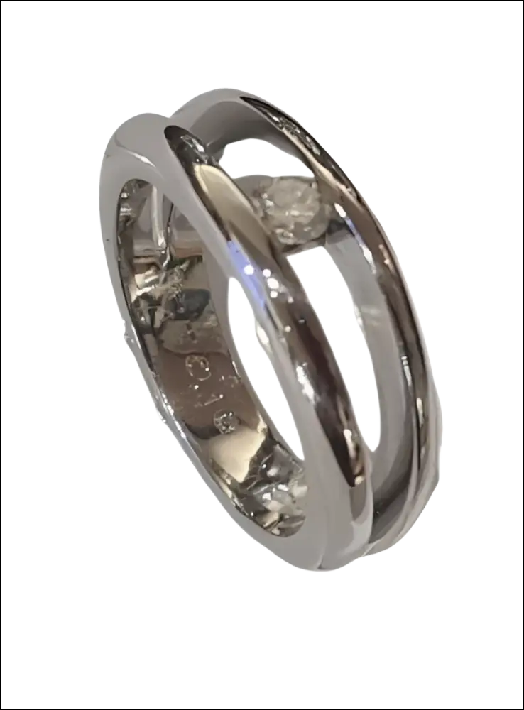 Anello platinato con diamante solitario, tre fasce intrecciate argento