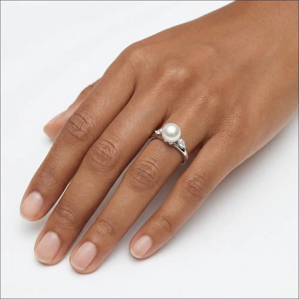 Anello Salvini Oro Bianco, Perla e Diamanti Marquise|bonini-gioielli