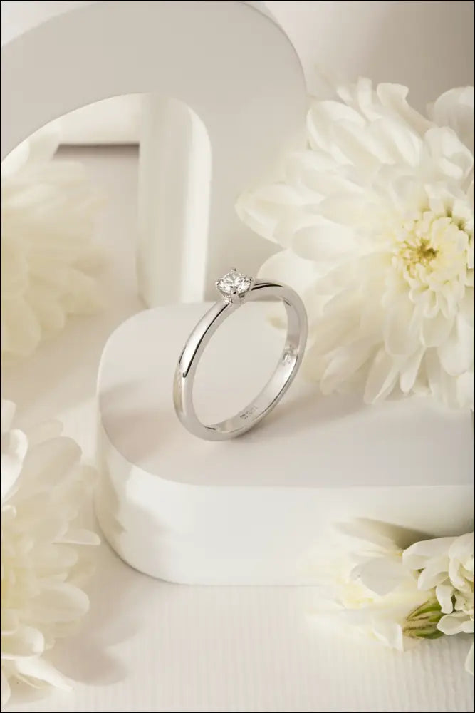 Anello Solitario oro 750/1000 Diamante ct 0,10 Salvini|bonini-gioielli