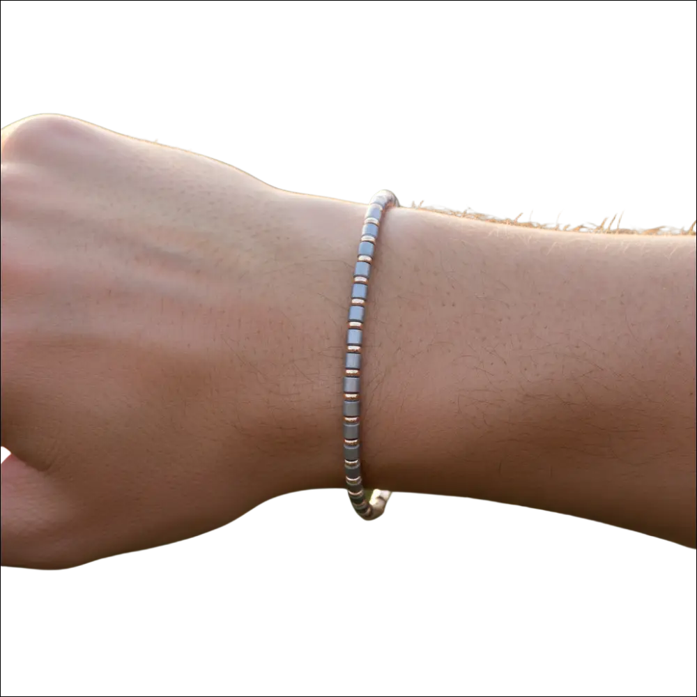 Bracciale Uomo Comete Mineral in acciaio ed ematite, argento su polso