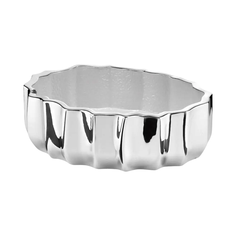 Servire dish in argento con esterno ondulato e lucido, ideale per Tavola SEQUENZE