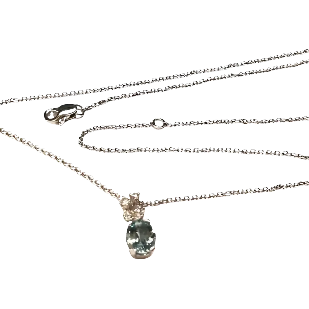 Collana acquamarina e diamanti Marea di Salvini con pendente in gemma blu