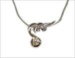 Collana girocollo platino e diamante UNOAERRE con pendente S intrecciato