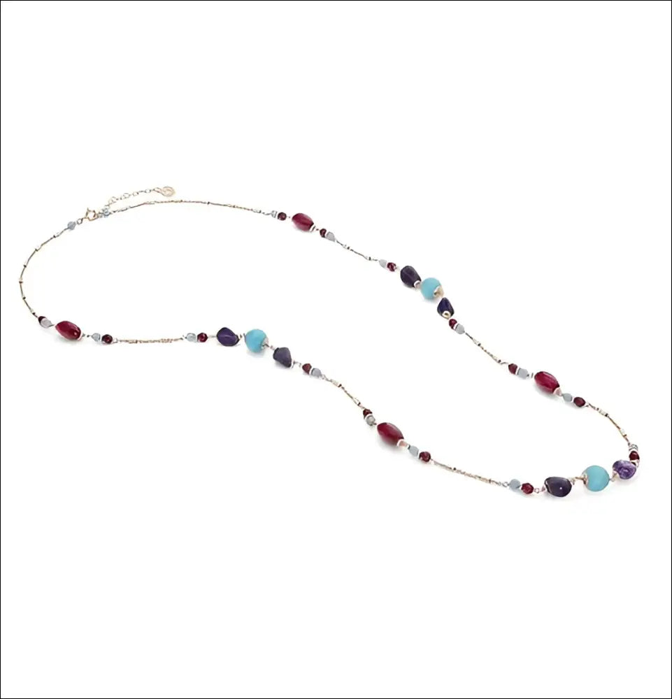 Collana lunga argento rosé ametiste cromatica inverno con perle rosse, turchesi e viola