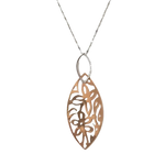 Collana Oro con Diamanti e Motivo Floreale GLB 513 con catena argento e pendente oro rosa