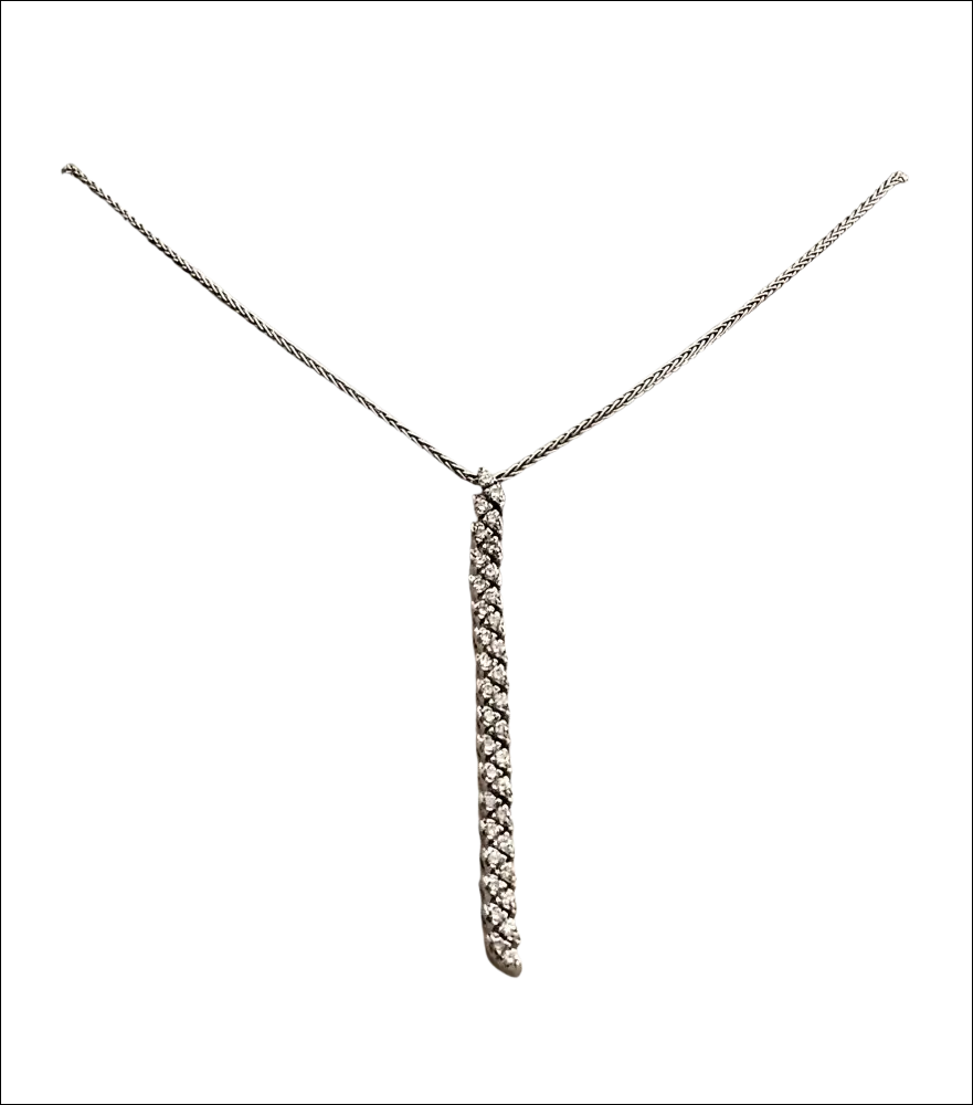 Collana Salvini Dancing Diamonds in oro bianco con pendente diamanti scintillanti