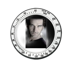 Misuratore circolare bianco e nero con ritratto uomo al centro del Cornice Argento Bilaminato Tribute to Time |bonini-gioielli