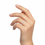 Fedina COMETE 7 Diamanti Oro Bianco Momenti ANB 2681 indossata|bonini-gioielli