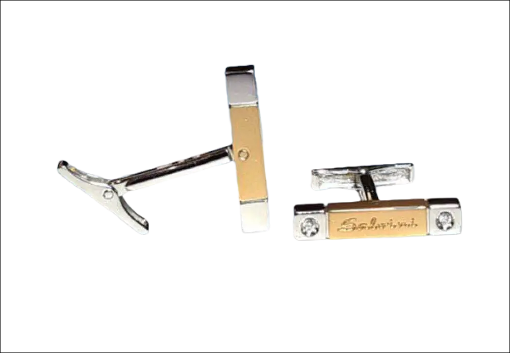 Gemelli Salvini Soho oro e argento bicolore con dettagli incisi rettangolari