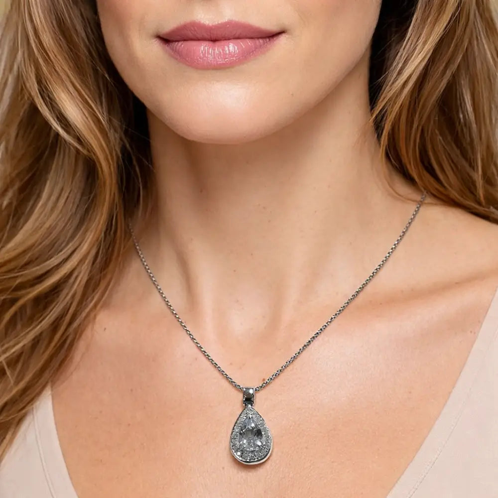 Girocollo oro bianco con goccia acquamarina e diamanti|bonini-gioielli