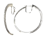 Orecchini cerchio oro bianco con diamanti, eleganza per donne moderne