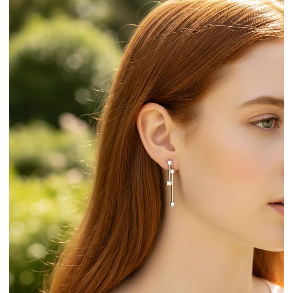 Orecchini pendenti doppia barretta e Diamanti Salvini|bonini-gioielli