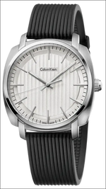 Orologio Calvin Klein Highline Uomo con cassa in argento, quadrante a righe bianche e cinturino in gomma nera
