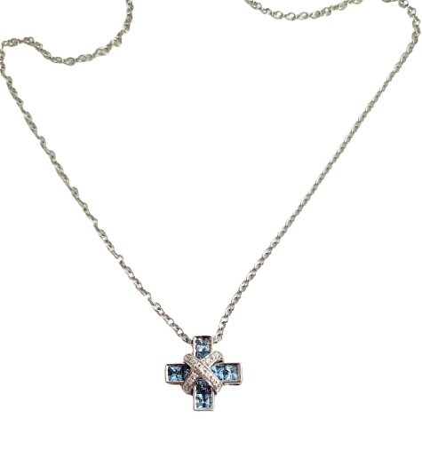 Collana CENTOVENTUNO con croce oro bianco, diamanti e topazi azzurri - bonini-gioielli