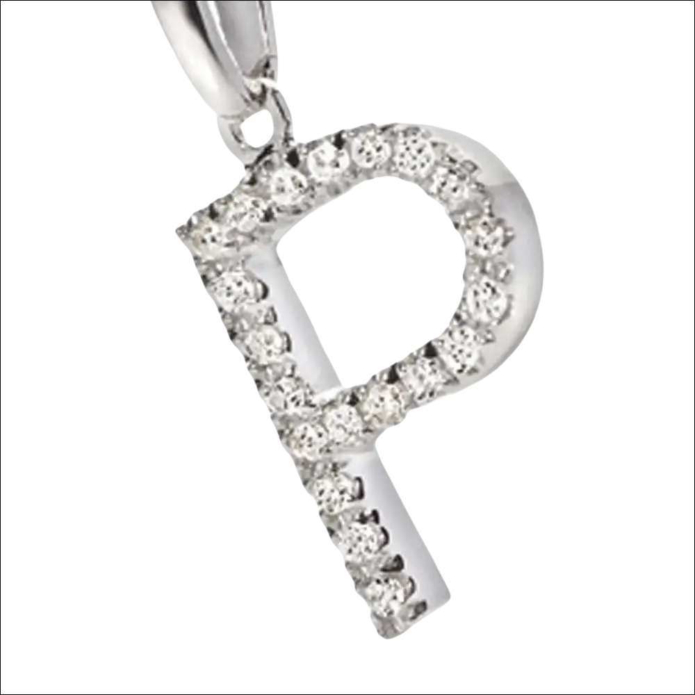 Pendente lettera P in oro bianco con zirconi e diamanti pave-set in stile elegante
