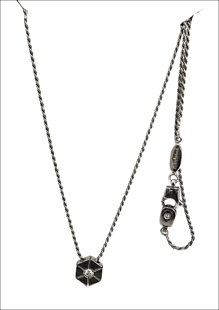Girocollo punto luce Salvini in oro bianco con diamante centrale esagonale argento